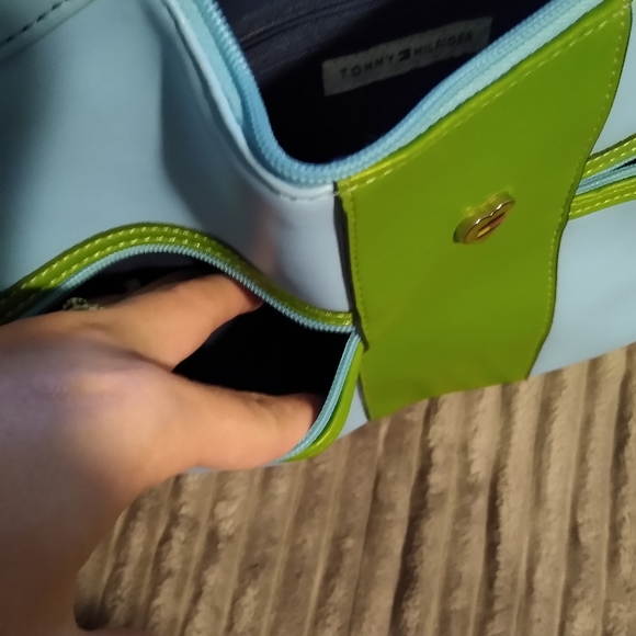 Vintage blue/green Tommy Hilfiger purse in good sh - Picture 10 of 10